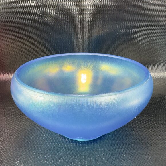 Fenton Celeste Stretch Glass Blue Iridescent Console Bowl Dish Shiny Finish Bowl - Picture 11 of 14
